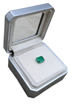 Emerald rings in The Natural Emerald Company custom made packaging